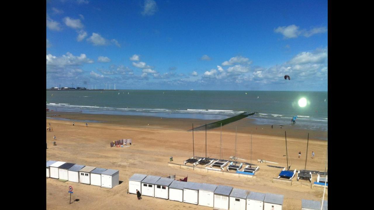 Appartement Sur La Digue A Knokke-Duinbergen Dış mekan fotoğraf